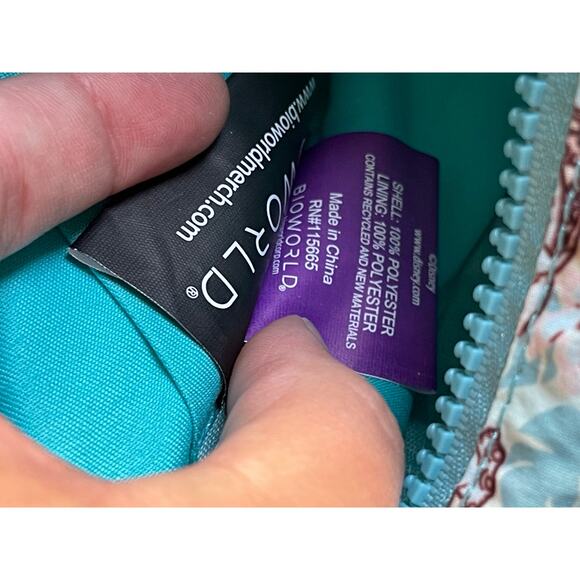 Bioworld Lilo & Stitch Tropical Stitch Purse + Detachable Coin Pouch NEW Disney - Picture 10 of 11